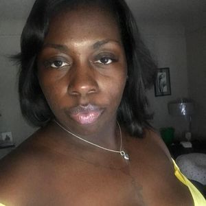 Meet your Posher, Camille